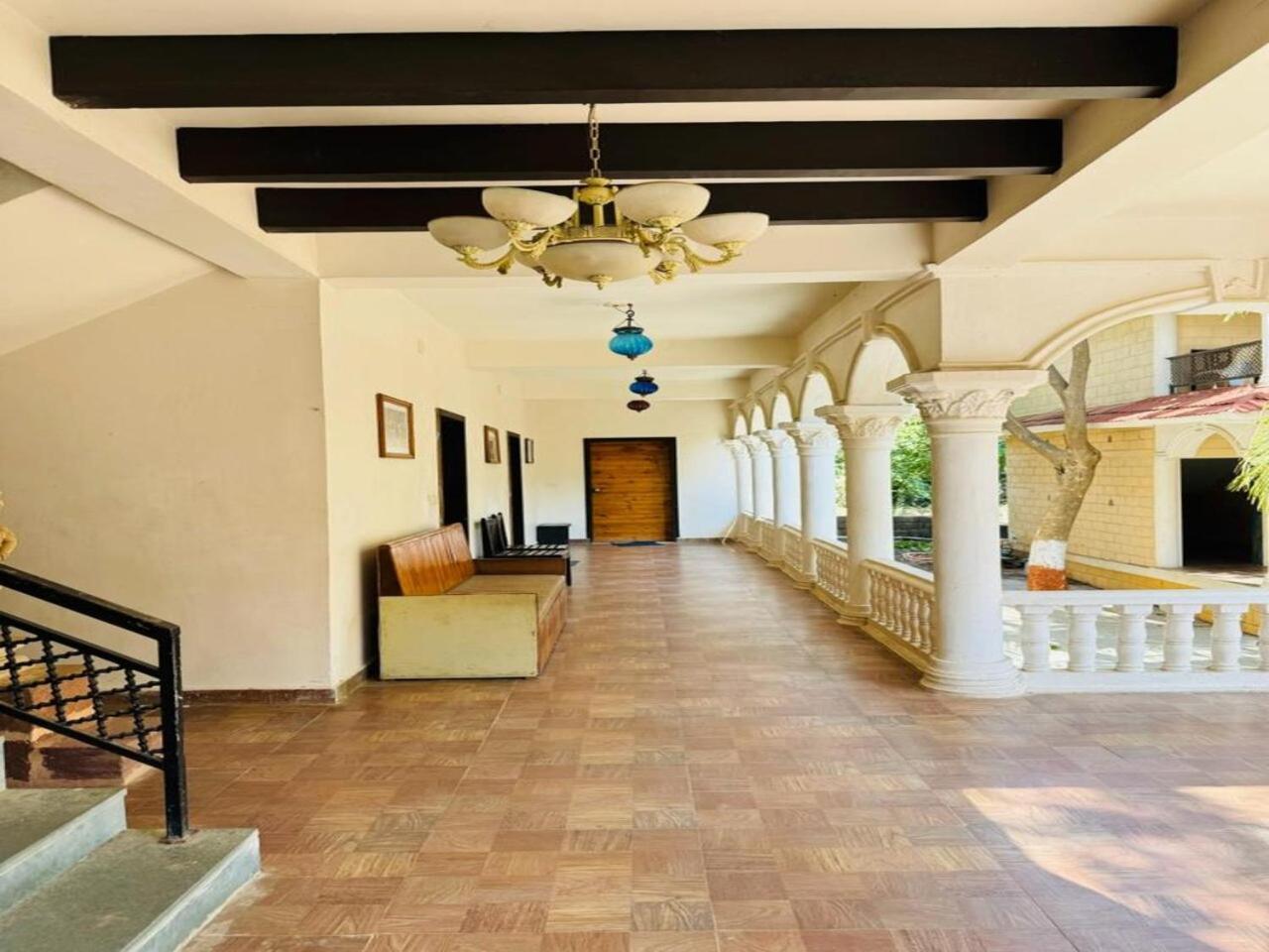 Gir Lions Paw Resort With Swimming Pool Сасан Гир Екстериор снимка