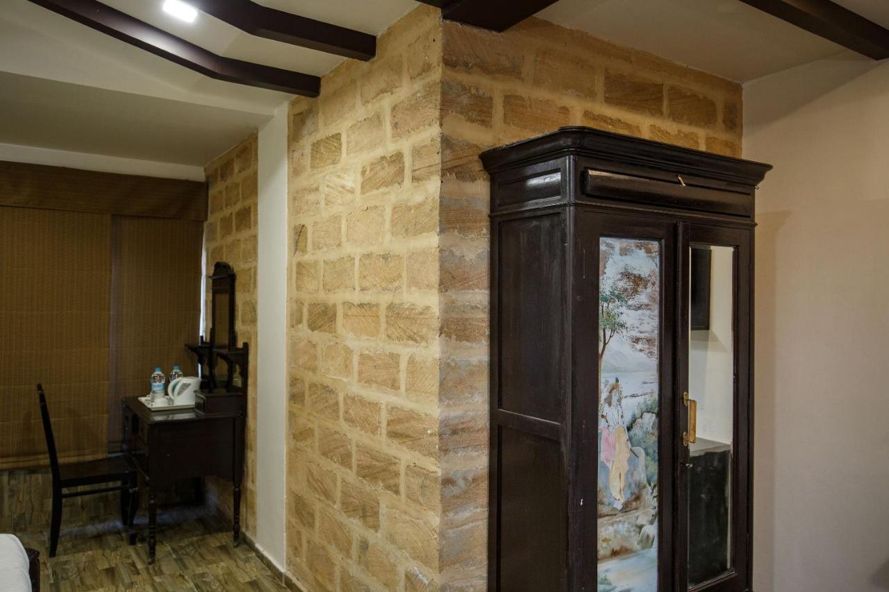 Gir Lions Paw Resort With Swimming Pool Сасан Гир Екстериор снимка