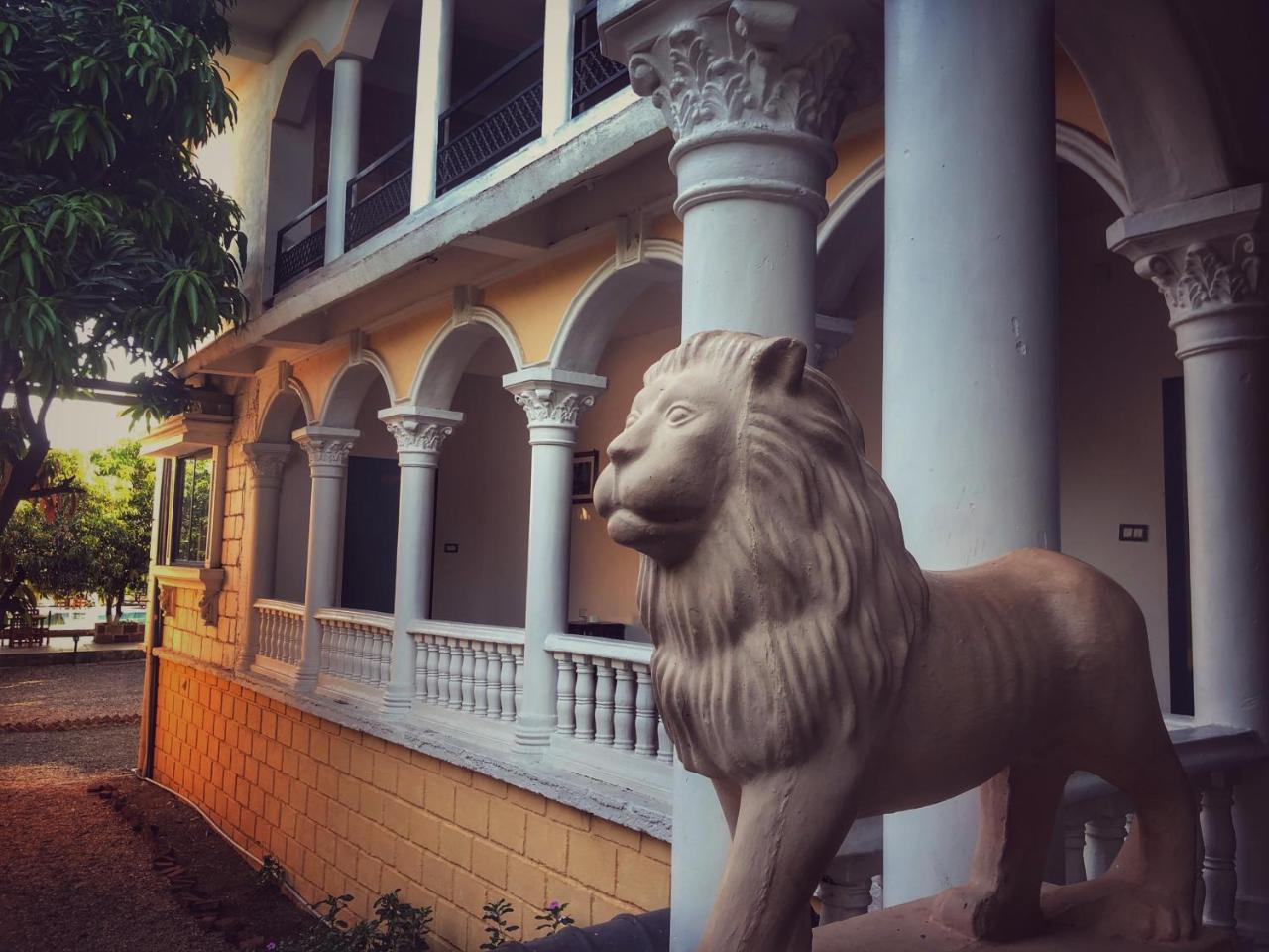 Gir Lions Paw Resort With Swimming Pool Сасан Гир Екстериор снимка